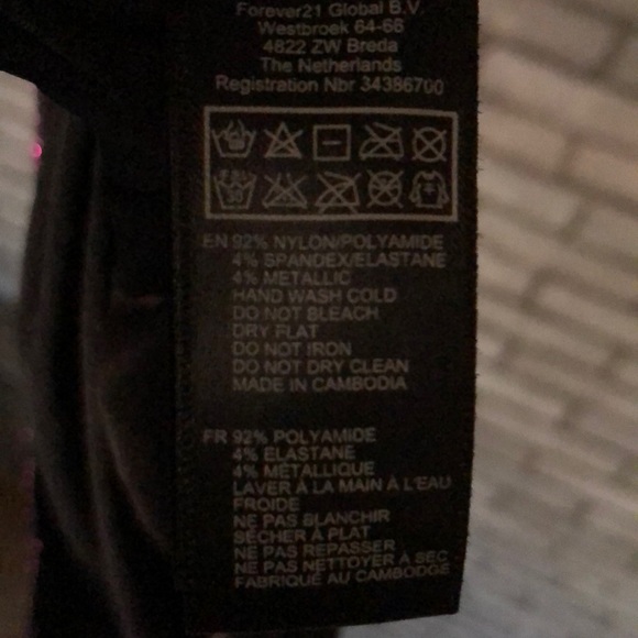 Dress - Picture 4 of 5